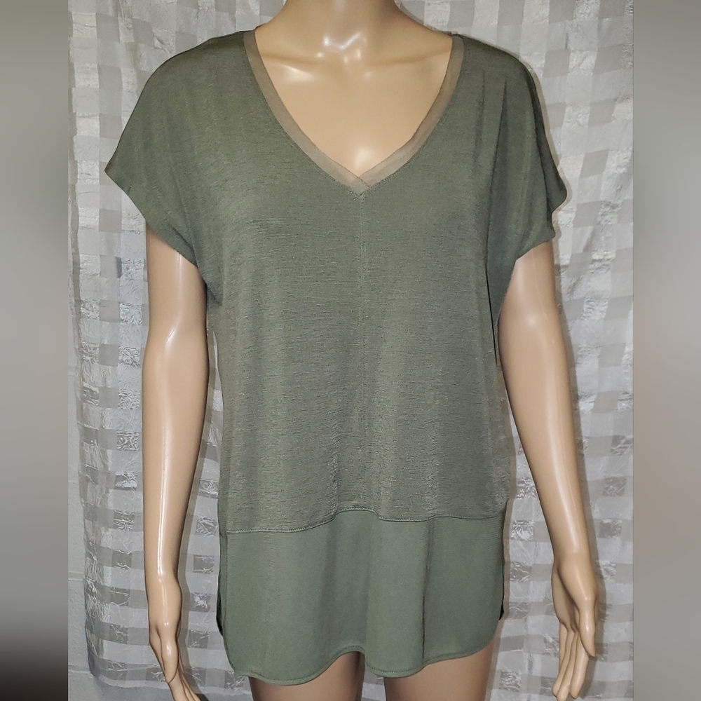 Bar III Sage Green V-Neck Short Sleeve Top.  Size Medium